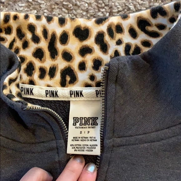 PINK crewneck sweatshirt - Picture 2 of 4